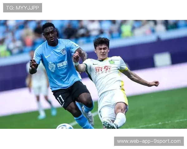 上海海港3-0轻取浙江，末轮客战大连英博可实现中超三连冠，2021赛季中超联赛上海海港队