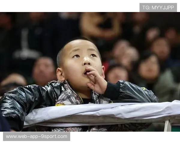 篮球精神让中国体育更加闪耀，篮球精神议论文