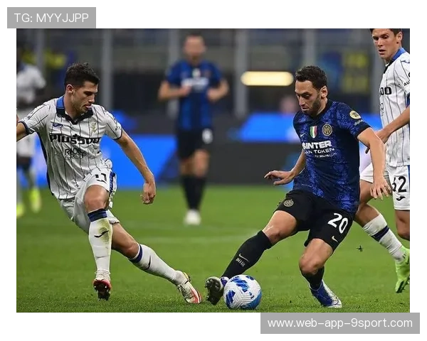 科莫主场创造25次射门却无一进球,0比0战平亚特兰大遗憾拿一分 科莫主场创造25次射门却无一进球,0比0战平亚特兰大遗憾拿一分